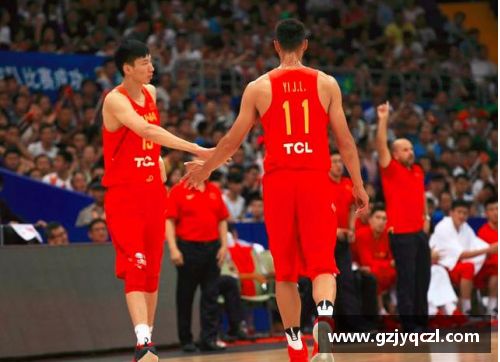 VSport官网易建联领衔中国男篮获得奥运资格，观众欢呼他是国家英雄 - 副本